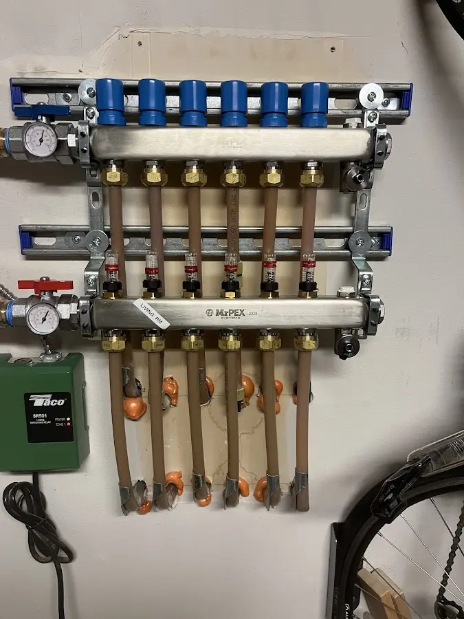 Plumber performing Gas Leak Detection at a residential property in Palm Springs